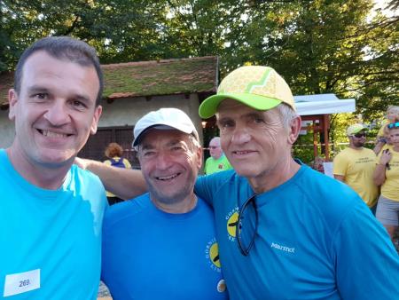 Dobrodelnost ne pozna meja; Občana Janez Mežan in Janez Golf prehodila 65 km za »sladkorčke« 3